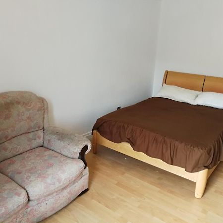 Budget Double Bedroom Near Glasgow City Centre And West End Exterior foto